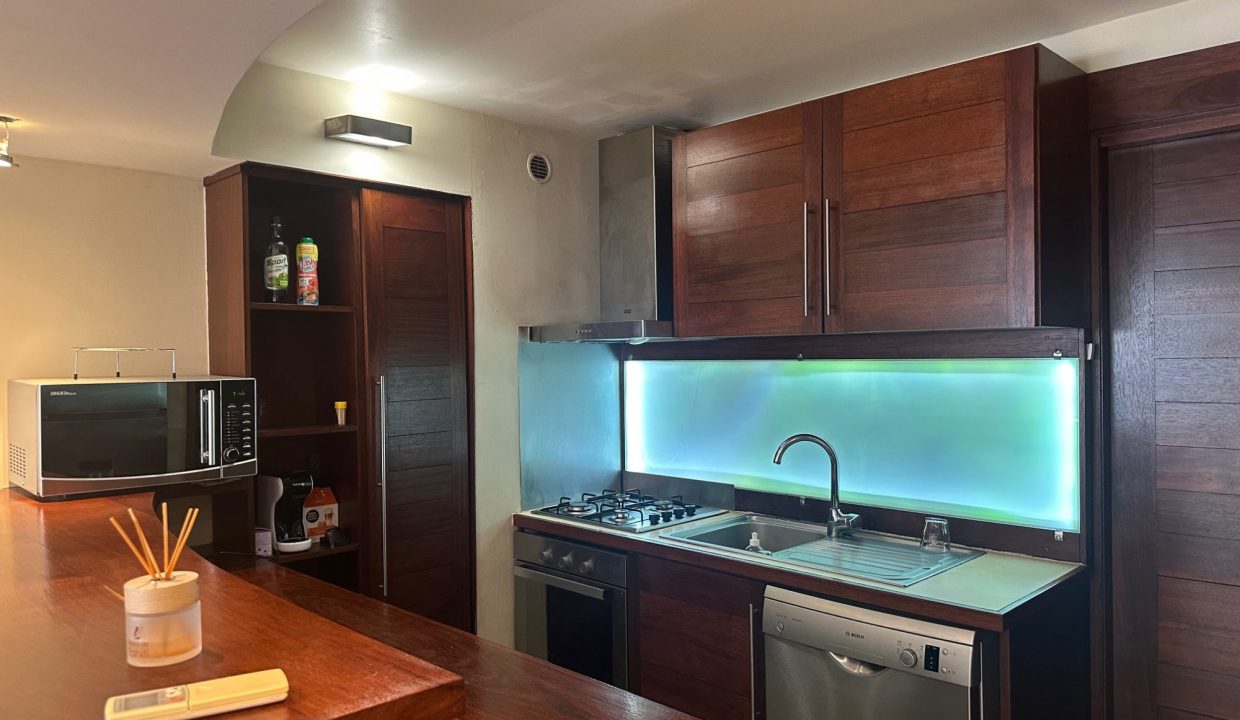 1759524117_LA2301_5_original