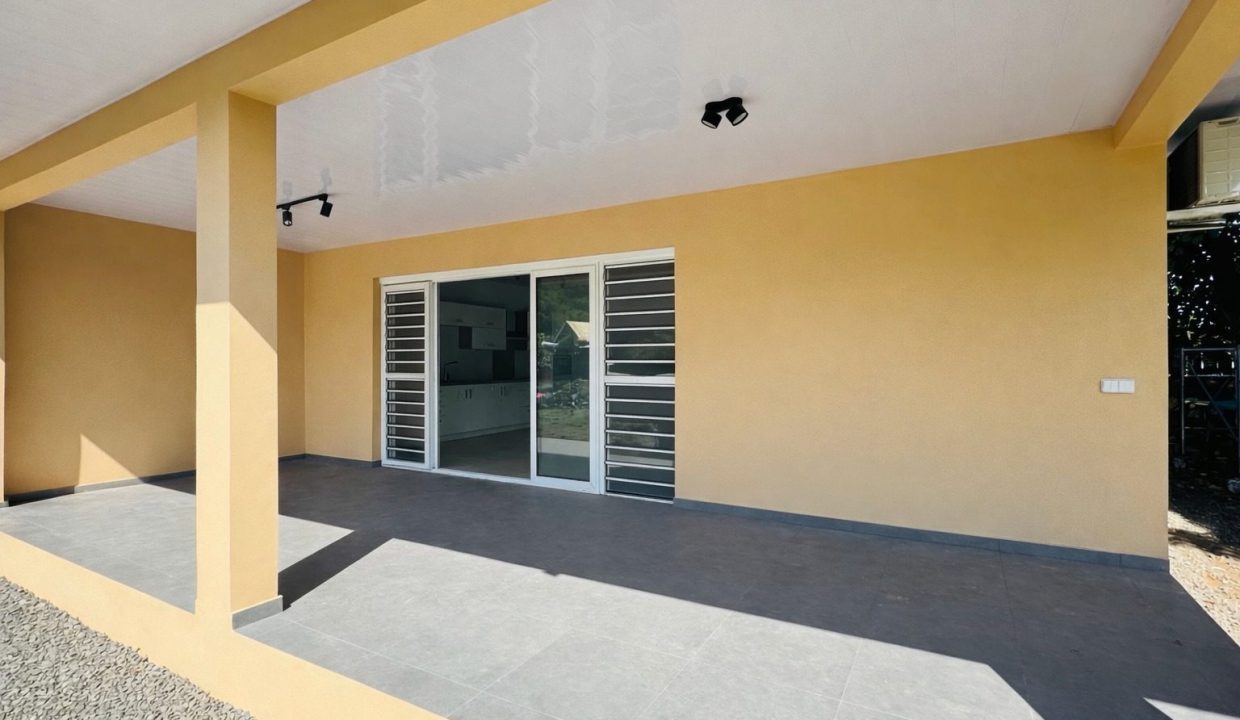 1775252937_LM570_1_original