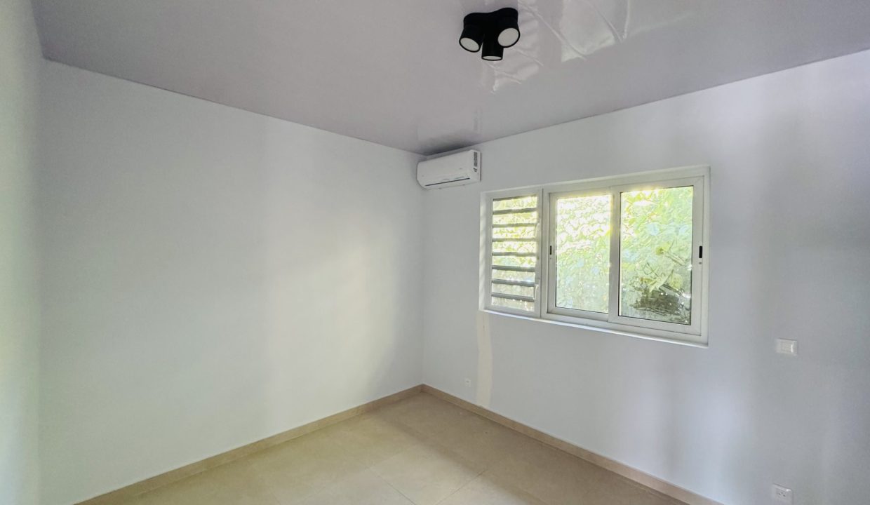 1775252969_LM570_4_original