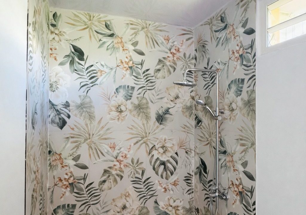 1775253172_LM572_4_original